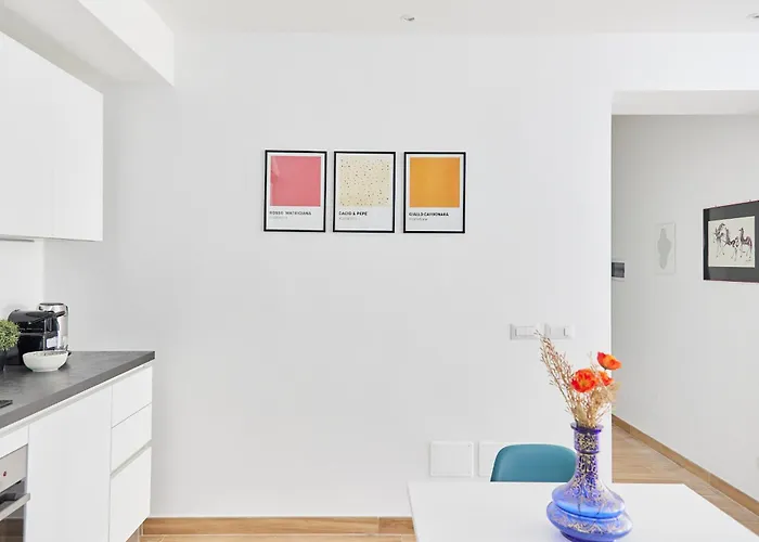 Iflat Lovely Modern Apartment *